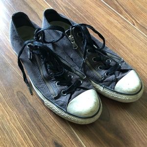 converse with zippers on side